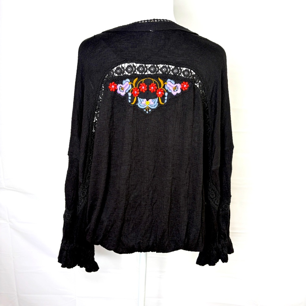 Free People Serafina Black‎ Embroidered Peasant Top - Small Boho - Picture 3 of 15